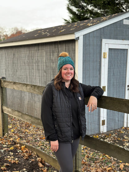 Bay Beanie with removable pom